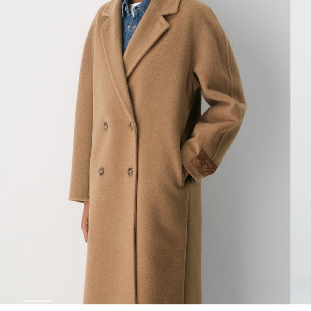 Aritzia Camel Double-Breasted Trench Coat